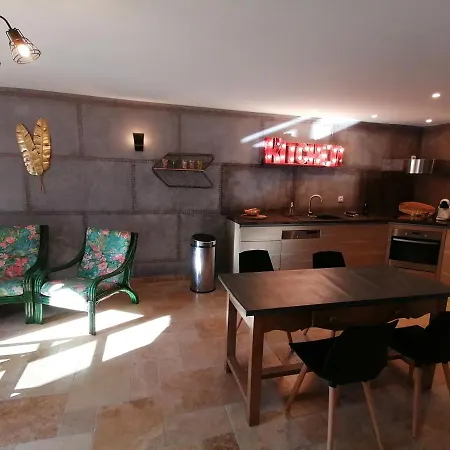 Domaine De La Vidalle Ferienhaus Vendres