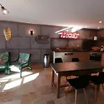Domaine De La Vidalle Дом отдыха Вандр