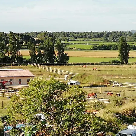 Domaine De La Vidalle Casa vacanze