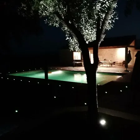 Domaine De La Vidalle Casa vacanze *